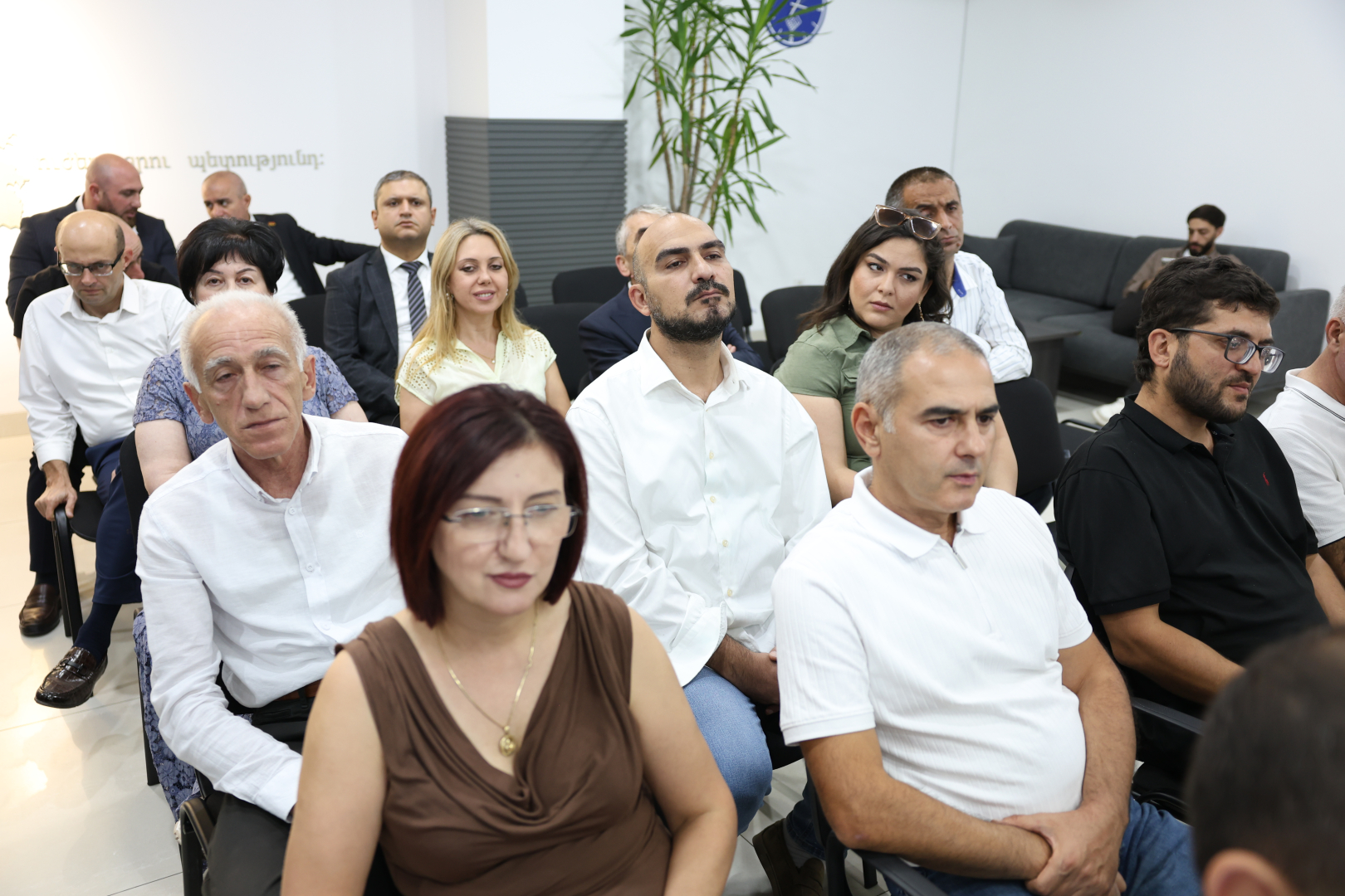 image-slide